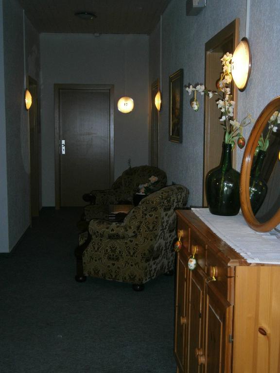 Hotel Strauss والدبرون المظهر الخارجي الصورة
