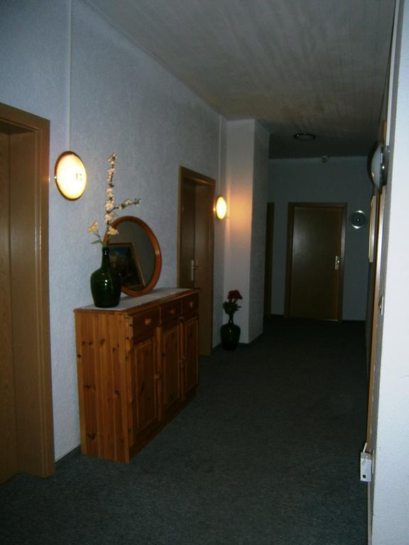 Hotel Strauss والدبرون المظهر الخارجي الصورة
